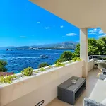 Hébergement de vacances Mustra