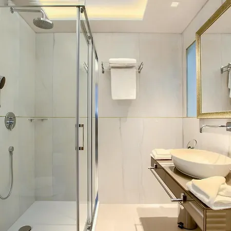 Mustra Τρογκίρ