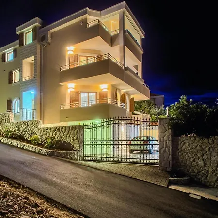 Holiday home Mustra