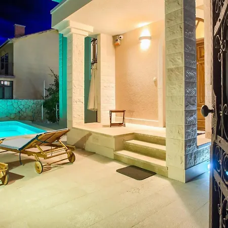 Holiday home Mustra Trogir